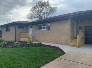 8340 Cottage Grove Ave, Highland, IN 46322