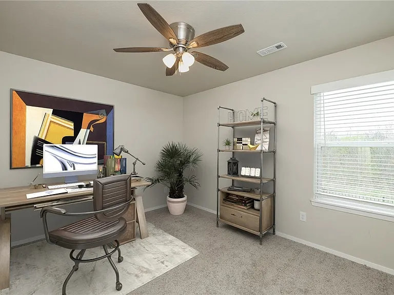 899 E Sparrow Cir — Photo 17