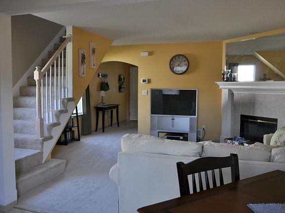 3rd image of 5710 NW Plantation Ln