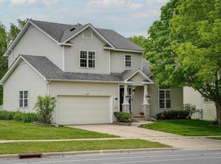 7805 Starr Grass Dr, Madison, WI 53719