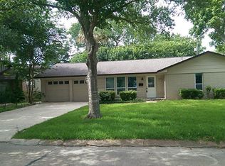 1745 Glennview Dr, Alvin, TX 77511