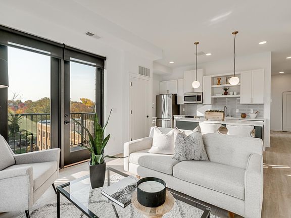 4th image of 4418 Beard Ave S #403