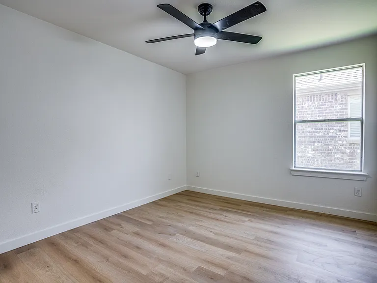 2820 Enchanted Eve Dr — Photo 16