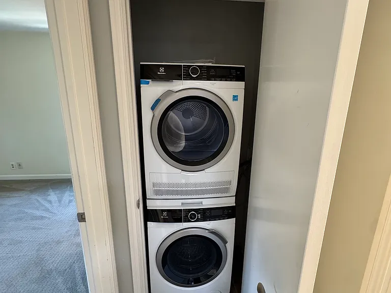 Washer / Dryer