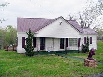 4th image of 933 Old Smithville Hwy N