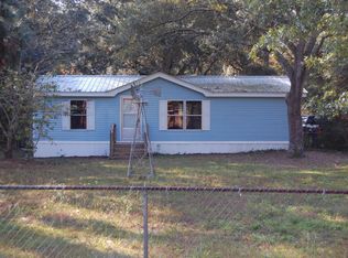 171 Carol Dr, Freeport, FL 32439