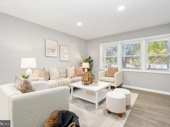 143 Greenmeadow Dr, Lutherville Timonium, MD 21093