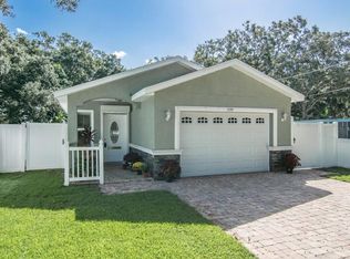 570 Elm St, Safety Harbor, FL 34695