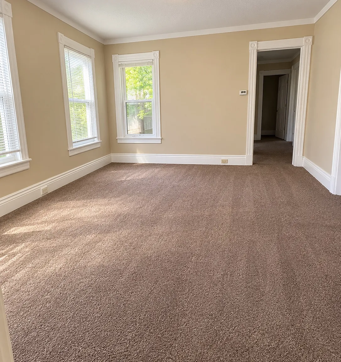 302 Seward St — Photo 2