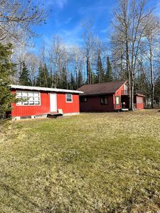17353 & 17357 E Pine Dr NW, Angle Inlet, MN, 56711