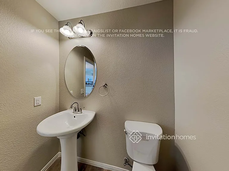 9045 Sheffield Garden Ave — Photo 18