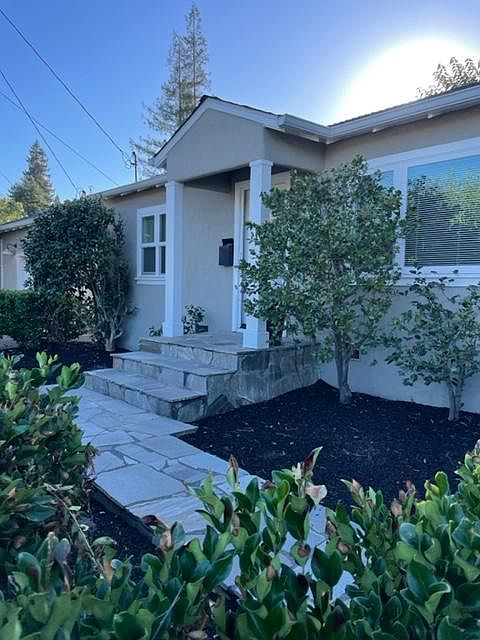 1st image of 861 5th St E