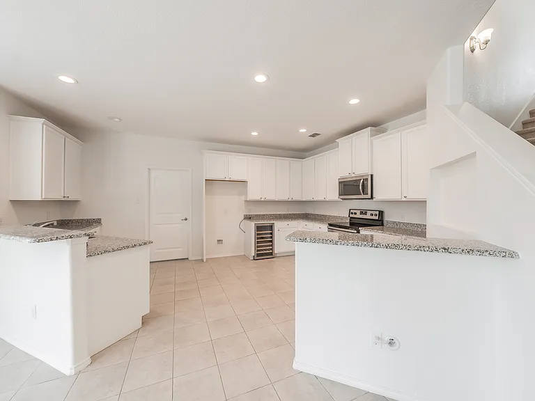 6268 Topsail Dr — Photo 15