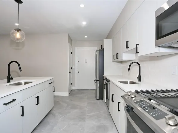 152 Kearsing Pkwy H, Monsey, NY 10952