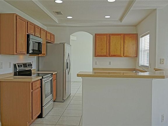 5th image of 2391 SE Rock Springs Dr
