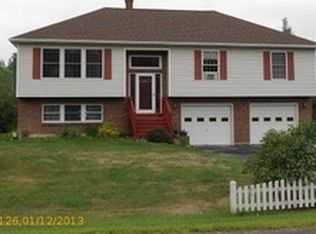 13 Main Trl, Hampden, ME 04444
