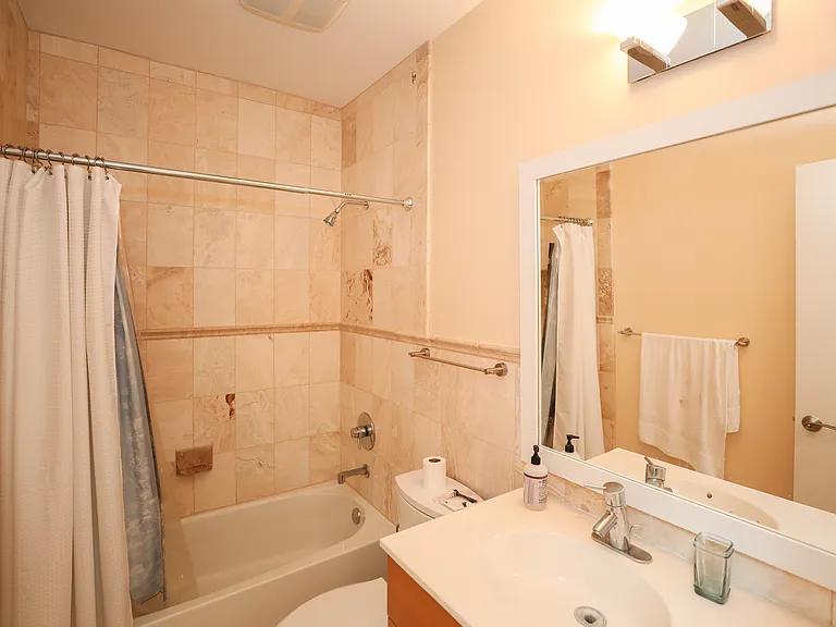 154 Thomas St NW #1 — Photo 5
