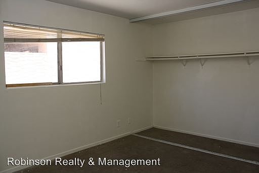 5th image of 5128 Greene Ln