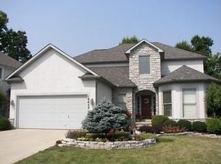 10452 Cambridge Pl, Powell, OH