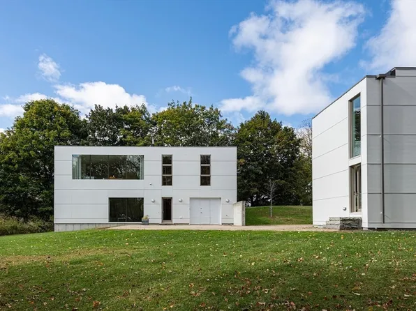 445 Fitchburg Tpke, Concord, MA 01742