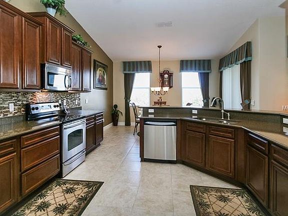 2nd image of 1044 Glenraven Ln