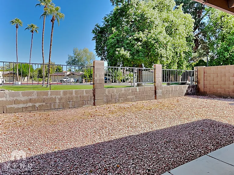 4816 W Sierra Vista Dr — Photo 30