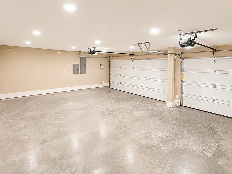 31826 Windwood Park Ln — Photo 29