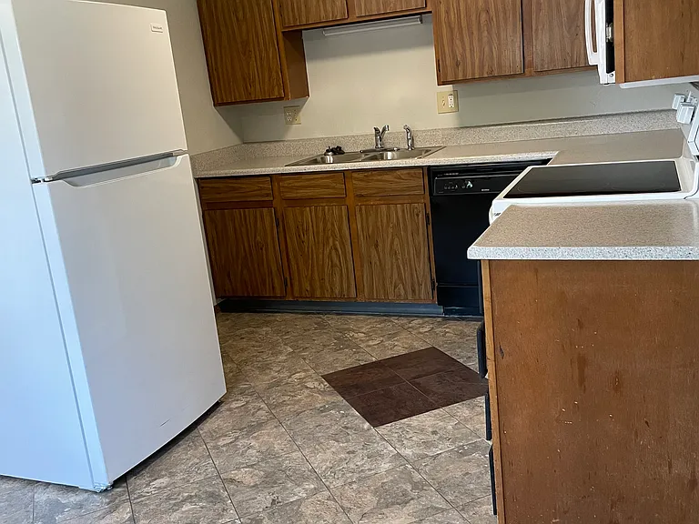 Unit 3 kitchen