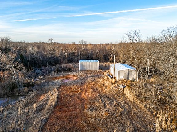 2nd image of 413285 E 1140th Rd