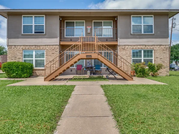 3215 Fallmeadow St, Denton, TX 76207