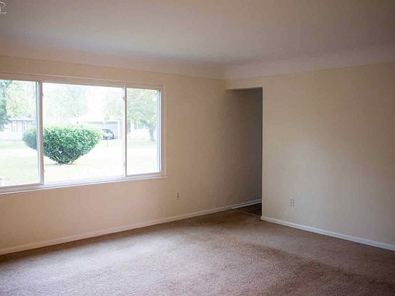 4th image of 12460 Joel Dr