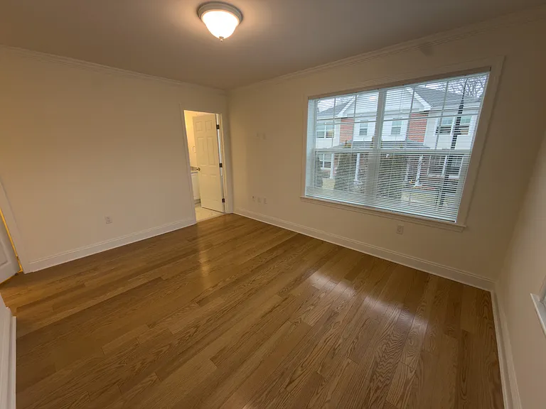 301 Paine Ct — Photo 17