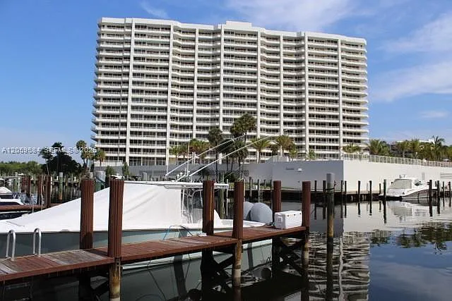 4201 N Ocean Blvd #1202 — Photo 16