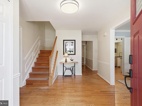 5th image of 13607 White Barn Ln