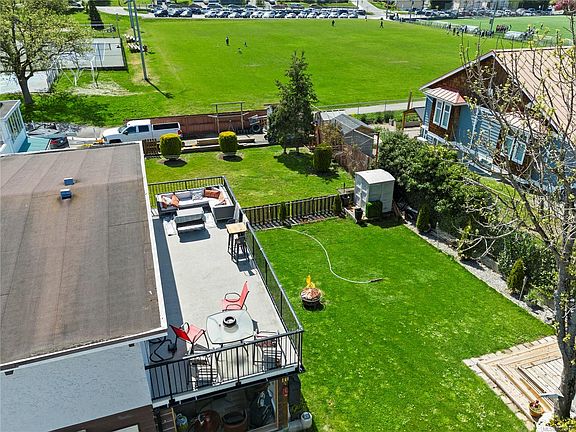 4th image of 3430 Seaton St