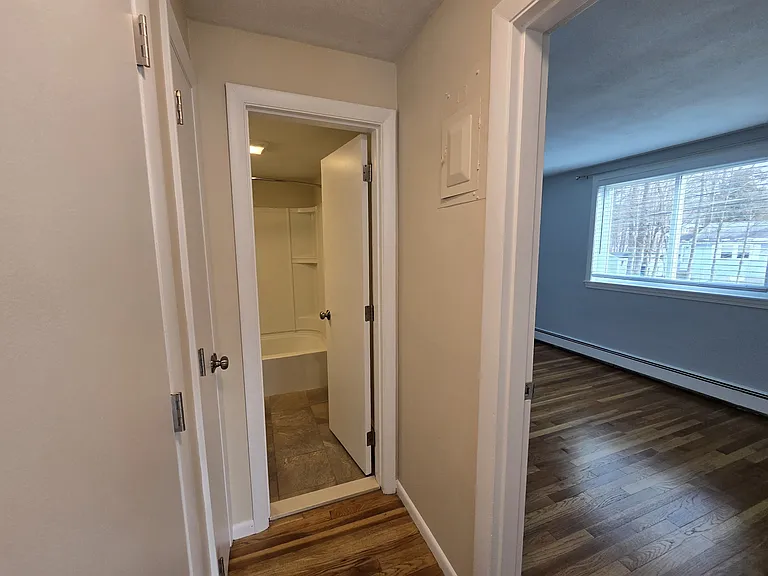 194 Lincoln St #4 — Photo 11