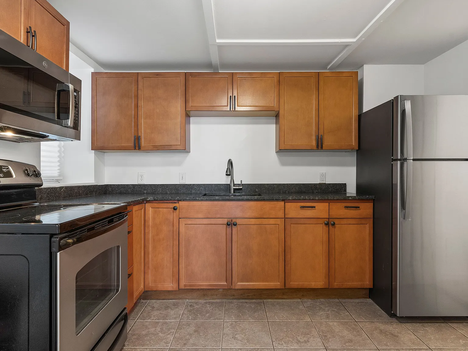 1 bed, 1.0 bath, 600 sqft, $2,000 — Photo 4
