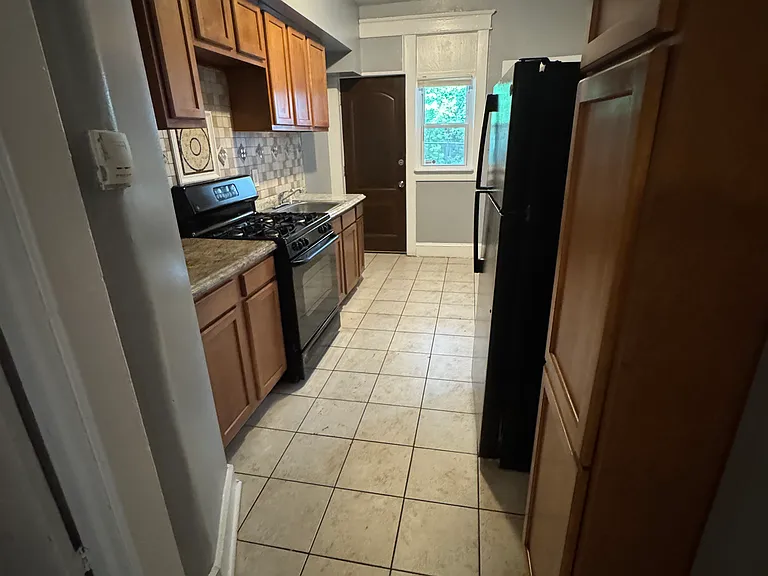 3125 Cliftmont Ave — Photo 26