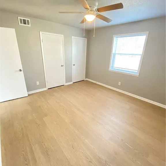 113 Woodhouse Ln #B — Photo 10