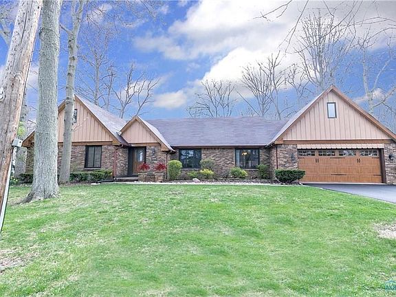 4th image of 26908 Woodland Ct W