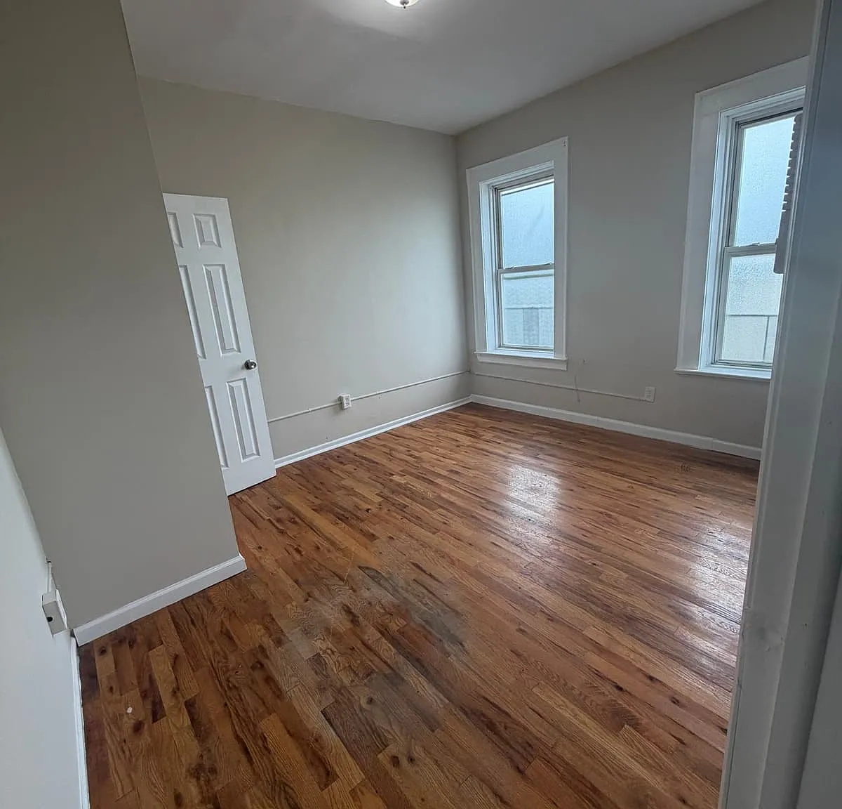 Studio, 500 sqft, $1,350 — Photo 3