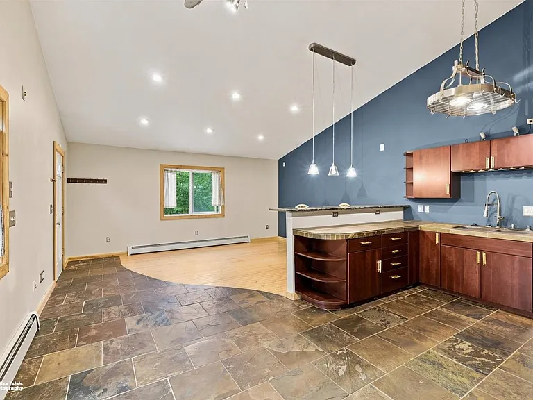 3800 N Engstrom Rd — Photo 10