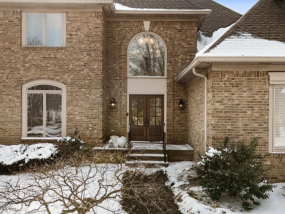 3rd image of 6204 Regal Springs Dr