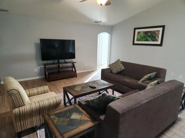 945 McDonald Rd, Port Orange, FL 32129