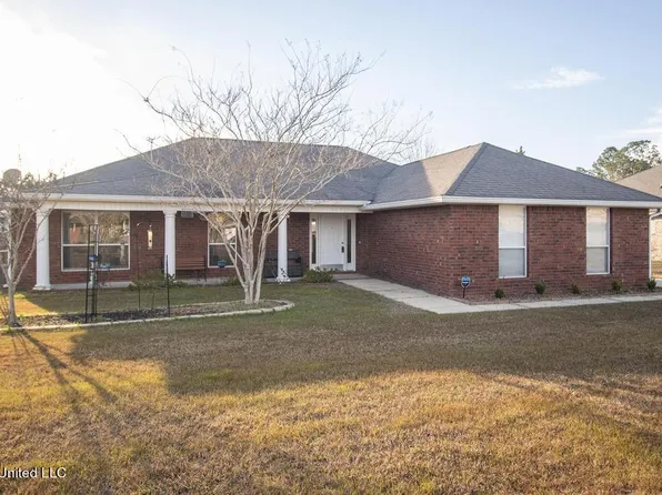 10320 Maple Cv, Ocean Springs, MS 39565