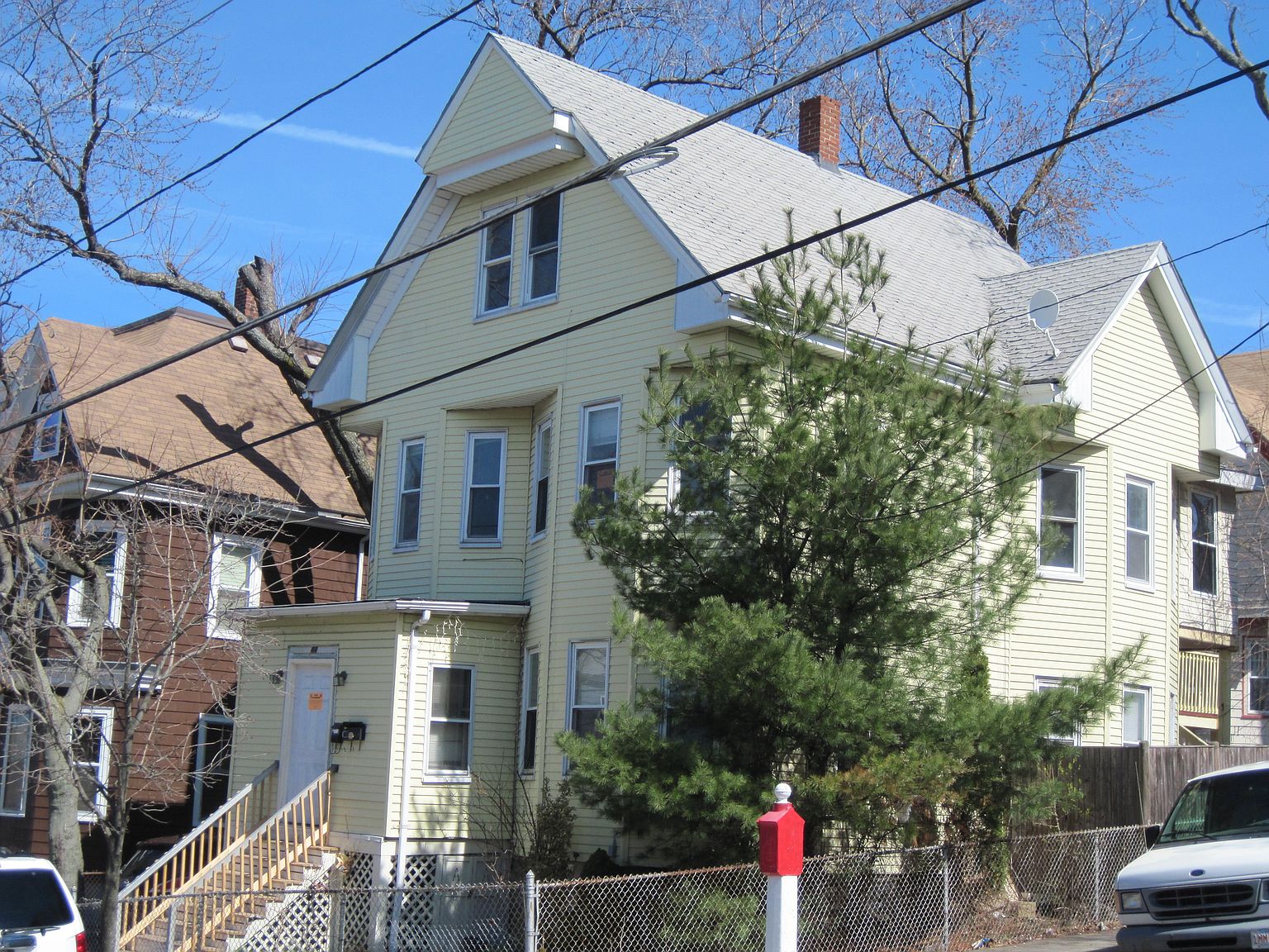 44 Gledhill Ave, Everett, MA 02149 | Zillow