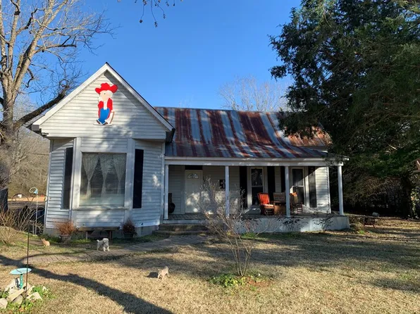 706 Charleston Rd N, Carrollton, MS 38917