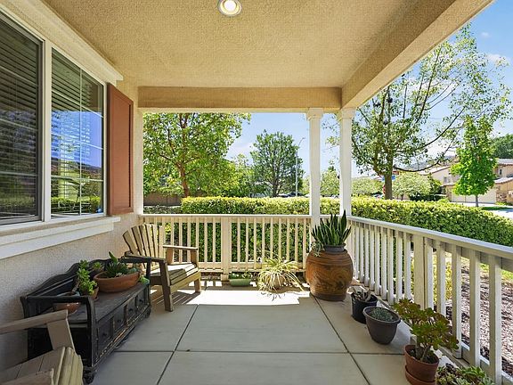 3rd image of 21516 Coral Rock Ln