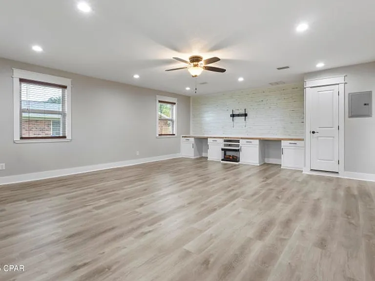 248 Sukoshi Dr — Photo 11