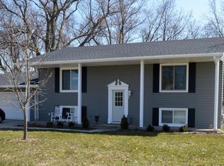 965 Graafschap Rd, Holland, MI 49423